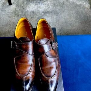 Very elegant one strap dress shoes